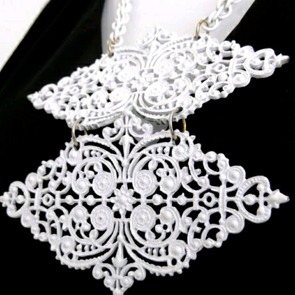 Vintage 60s 70s Enamel statement Necklace - Picture 2 of 4